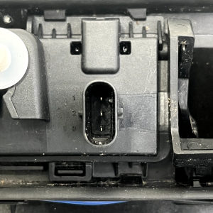 Mini Countryman U25 Rear Bumper License Plate Light 2024 ON 086132107 Genuine - Image 17