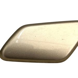 Mitsubishi Outlander Mk3 Left Headlight Washer Pump Cap Cover 8264A311 2018-2021 - Image 1