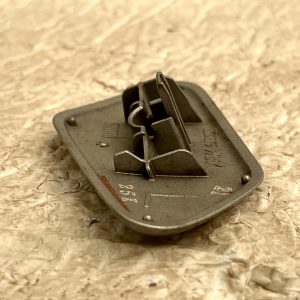 Mitsubishi Outlander Mk3 Left Headlight Washer Pump Cap Cover 8264A311 2018-2021 - Image 10