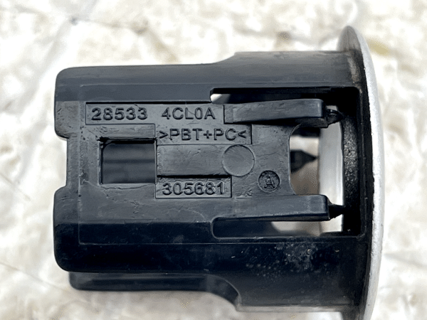 Nissan X-Trail T32 Front Parking Sensor Holder Bracket 285334CL0A Genuine 6 Nissan X Trail T32 Front Parking Sensor Holder Bracket 285334CL0A Genuine 178558530912 7