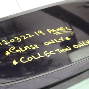 Peugeot 308 Tailgate Bootlid 9678833277 Genuine **damaged** glass - Image 11