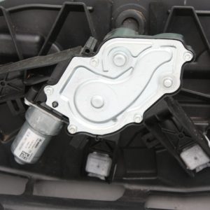Peugeot 308 Tailgate Bootlid 9678833277 Genuine **damaged** glass - Image 10