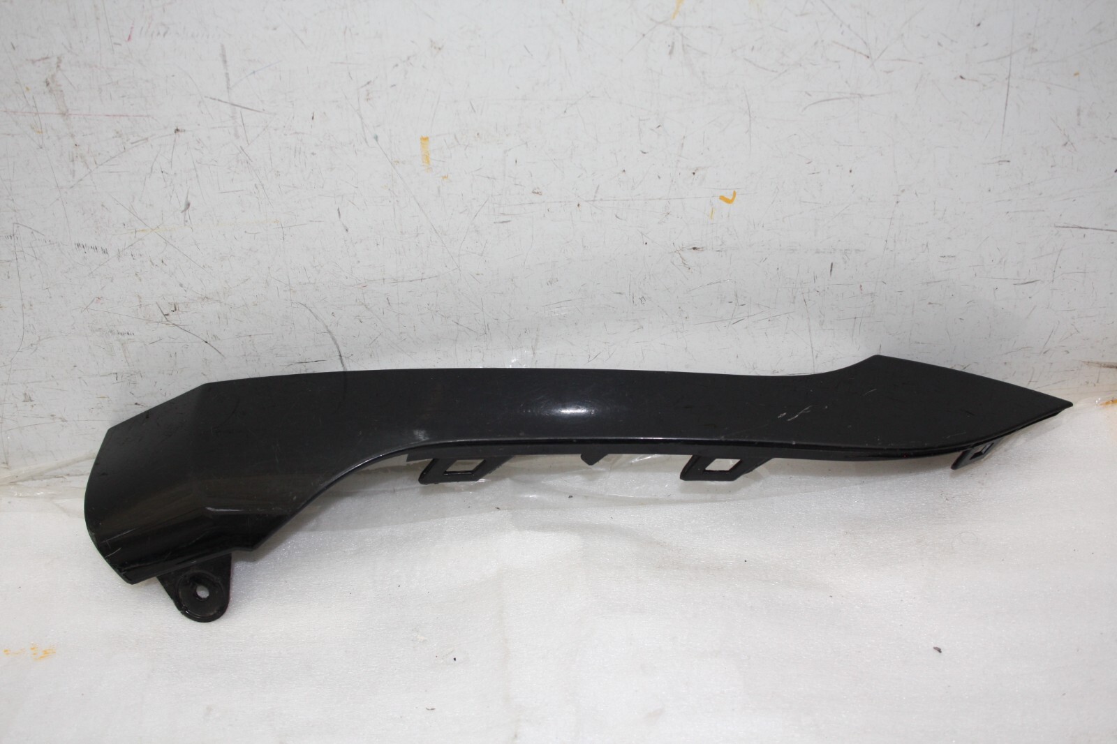 Range Rover Evoque Front Bumper Right Trim 2019 ON K8D2-17E784-AB Genuine