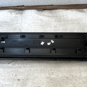 Range Rover Evoque L551 Rear Right Lower Door Moulding 19 ON K8D2274A48B Genuine - Image 6