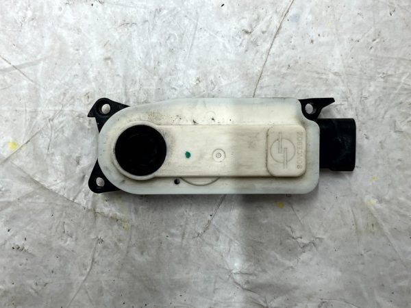 Range-Rover-Evoque-L551-Shutter-Grill-Actuator-Motor-5877R1007A-Genuine-177650765792