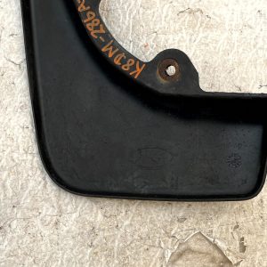 Range Rover Evoque Rear Left Splash Guard Mudflap 19 ON K8DM-286A12-AD Genuine - Image 8