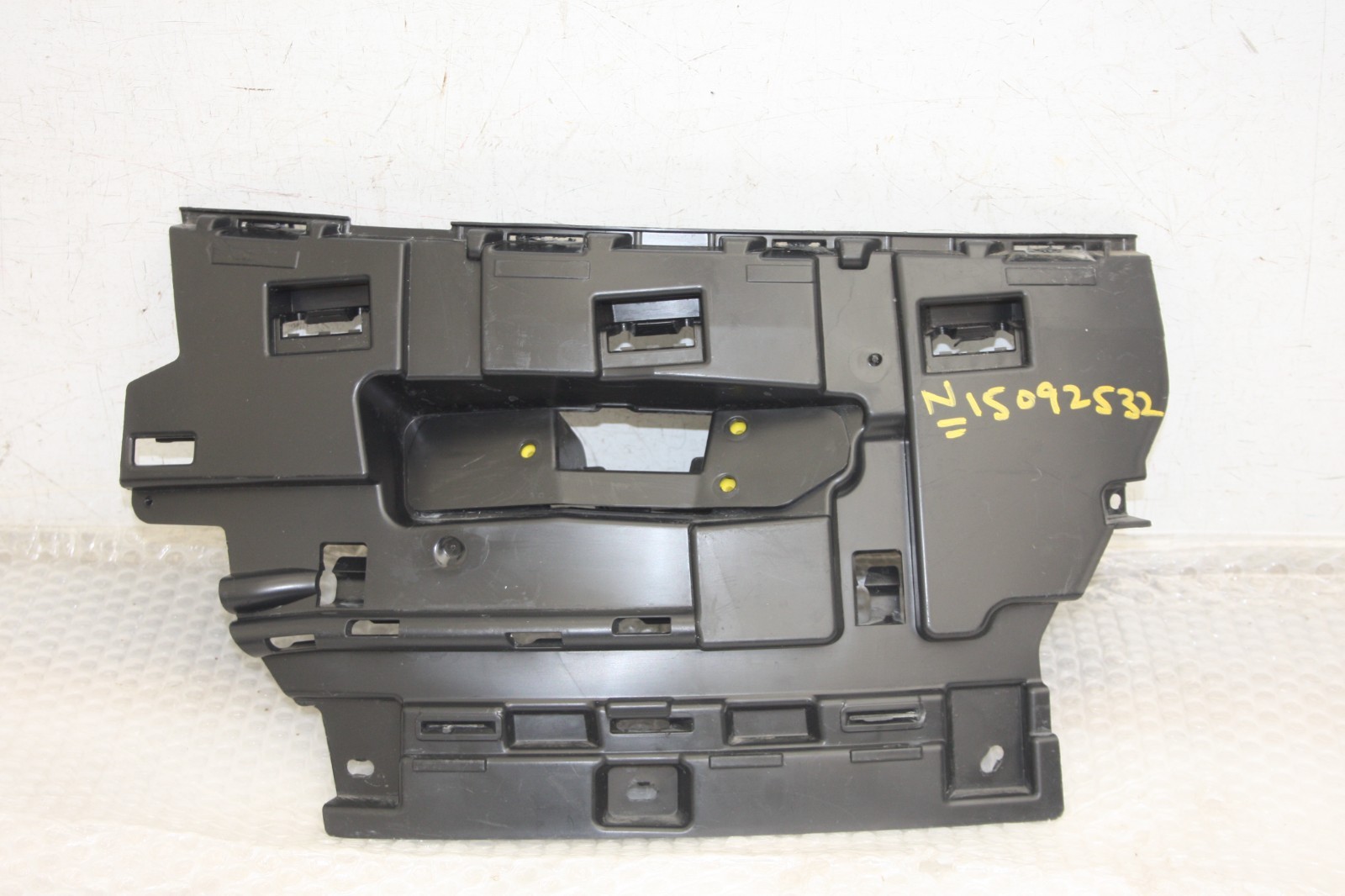 Range Rover Sport Front Bumper Right Bracket 2022 ON N9X2-17C862-A Genuine