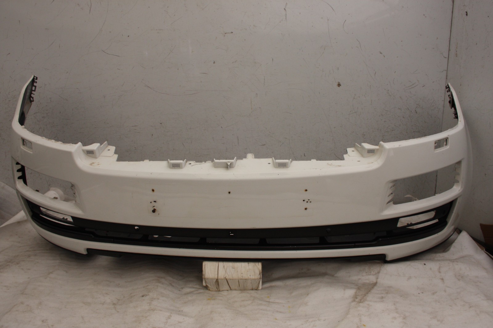 Range Rover Vogue L405 Front Bumper 2012 TO 2018 CK52-17F003-AA Genuine