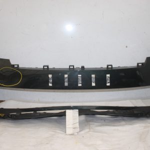 Range Rover Vogue L460 Front Bumper 2021 ON M8E2-17F003-A Genuine *DAMAGED* - Image 1