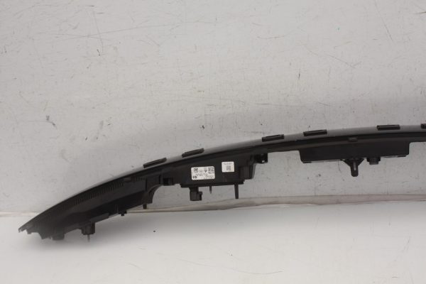 Range Rover Vogue L460 Rear Center Light Bar Tailgate M8E2 15C436 AP damaged 178505270212 15