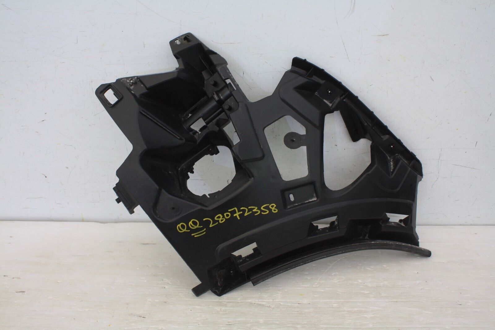 Renault Megane Front Bumper Left Bracket 2008 To 2012 269160001R Genuine