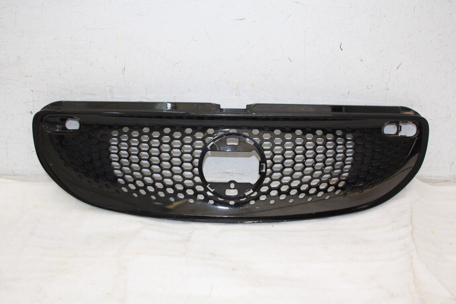 Smart Fortwo W453 Front Bumper Grill 2015 TO 2019 A4538881223 Genuine