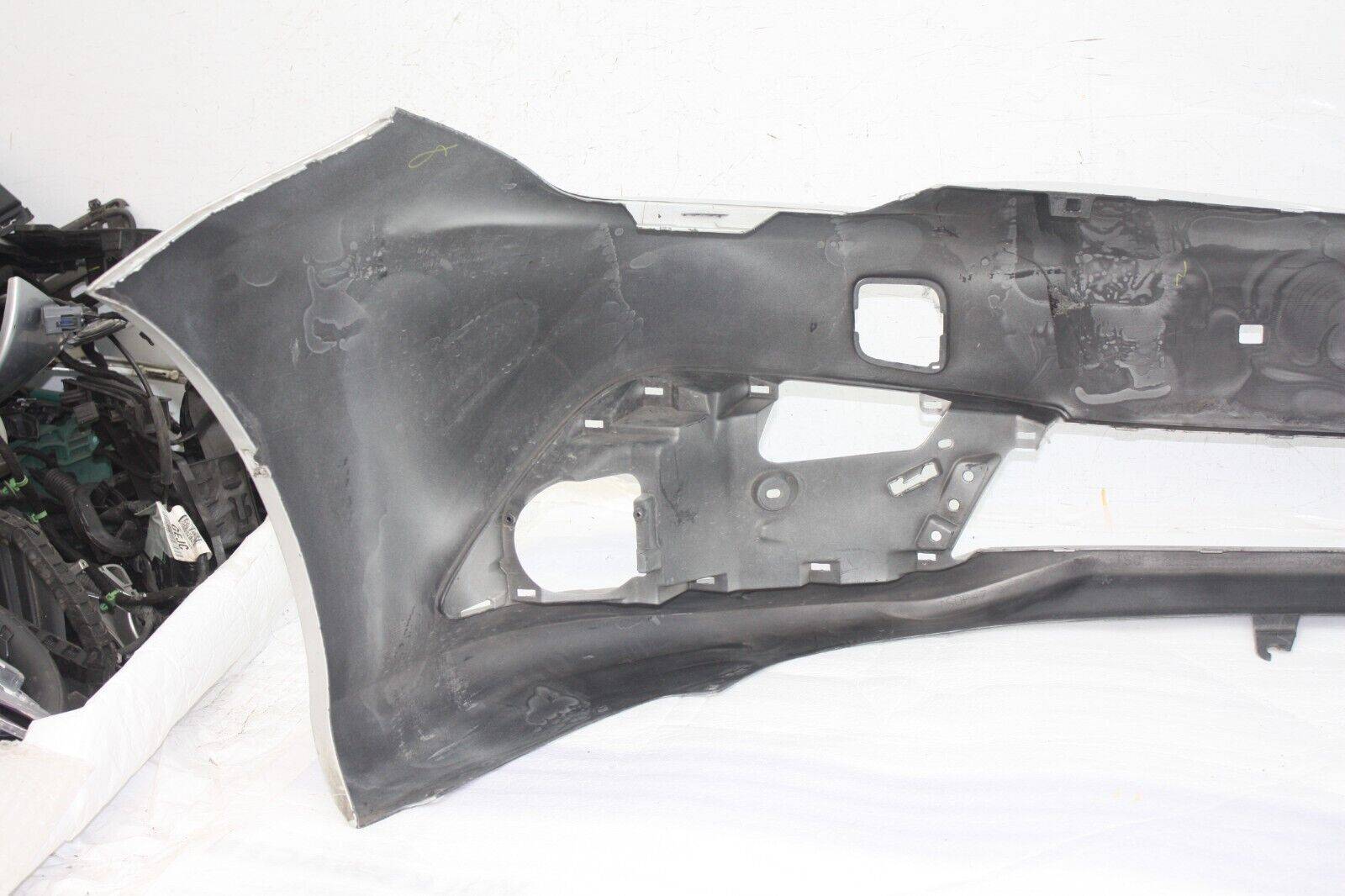 Toyota-Auris-Front-Bumper-2015-TO-2019-52119-02K40-Genuine-DAMAGED-176645266442-20