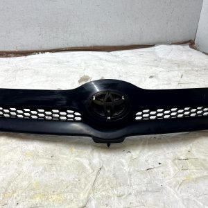 Toyota Corolla Verso Front Bumper Upper Radiator Grille 2004 TO 2007 53111-0F020 - Image 3