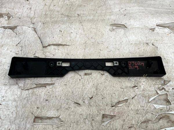 Toyota RAV4 Front Bumper License Plate Holder 2015 TO 2019 52114-42120 Genuine 6 Toyota RAV4 Front Bumper License Plate Holder 2015 TO 2019 52114 42120 Genuine 178524860002 7