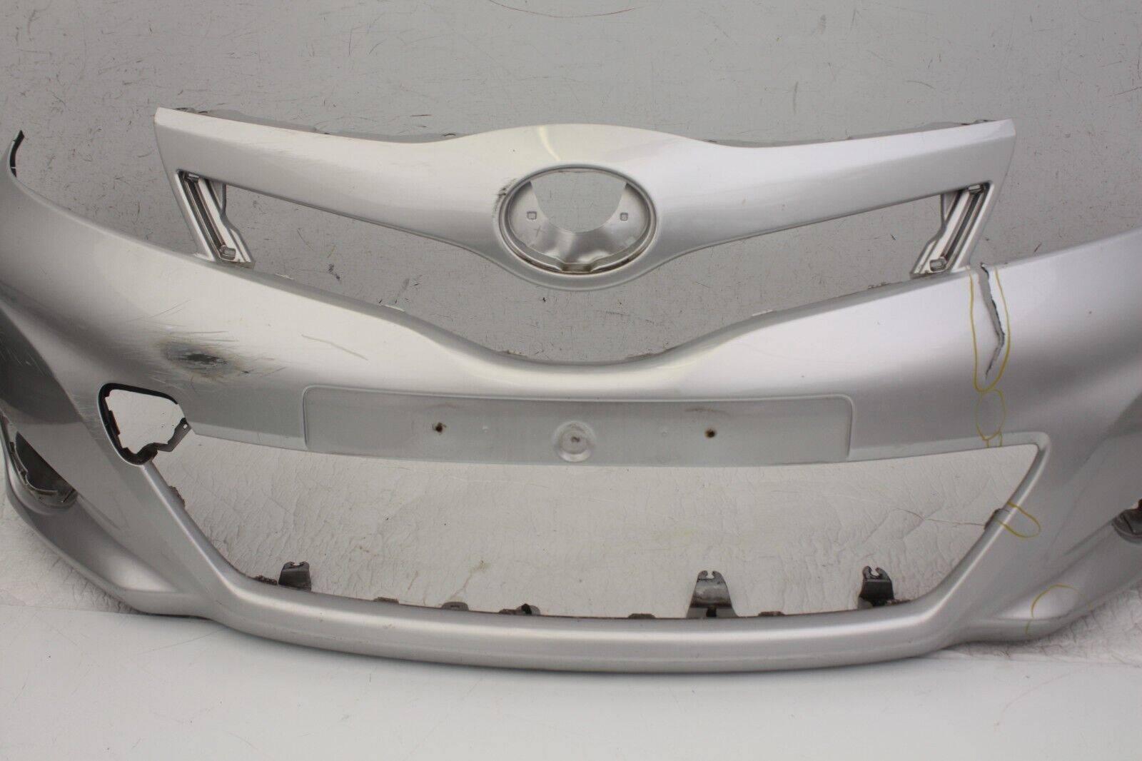 Toyota-Yaris-Front-Bumper-2011-TO-2014-52119-0D410-Genuine-DAMAGED-176594517082-2