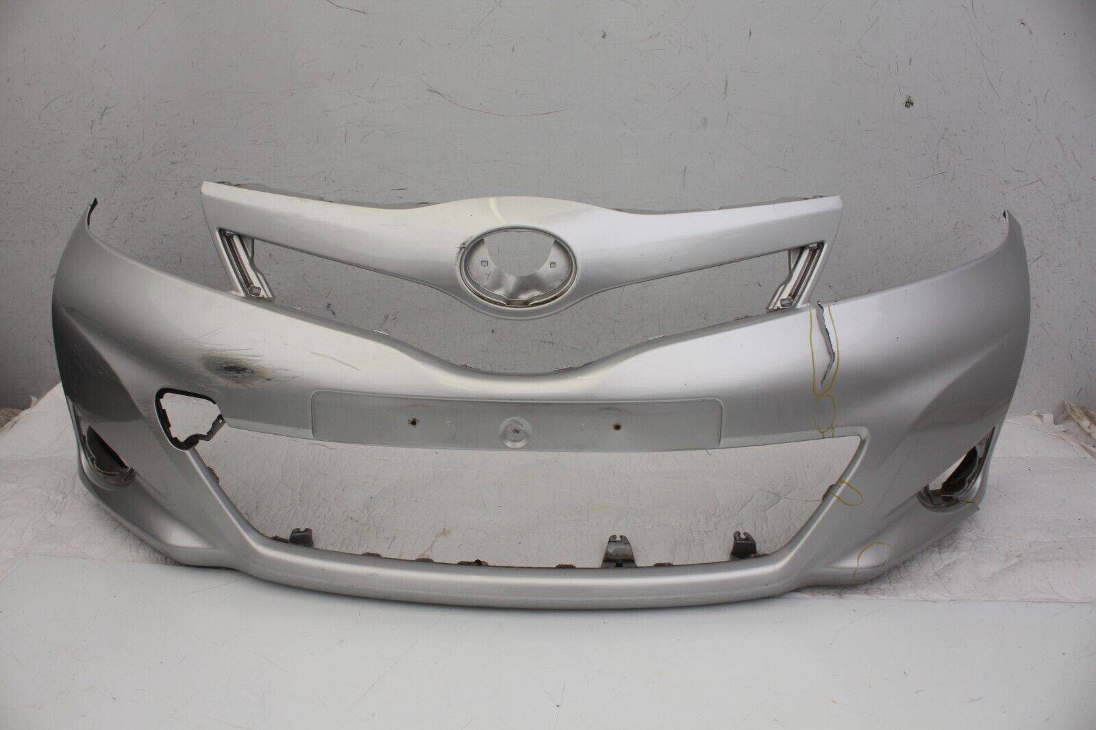 Toyota-Yaris-Front-Bumper-2011-TO-2014-52119-0D410-Genuine-DAMAGED-176594517082