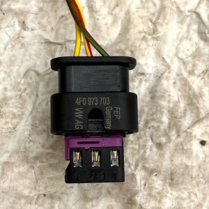 VW Golf Polo Parking Sensor Wiring Loom Harness Plug Connector 4F0973703 Genuine - Image 3