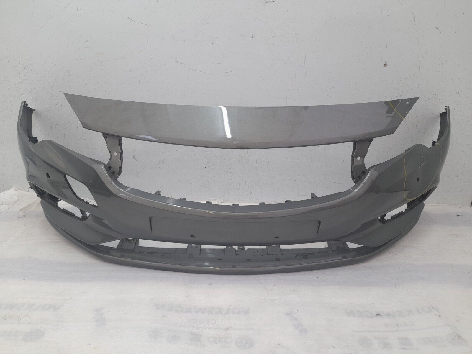 Vauxhall Astra K Front Bumper 2015 TO 2019 39052730 Genuine *DAMAGED*