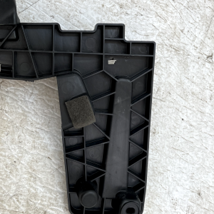 Vauxhall Corsa F Front Left Bumper Mounting Bracket 2019-2023 9830049480 Genuine - Image 6