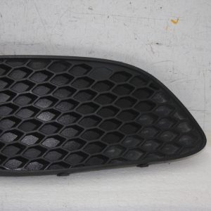 Vauxhall Zafira B Front Bumper Right Grill 13247321 Genuine - Image 3