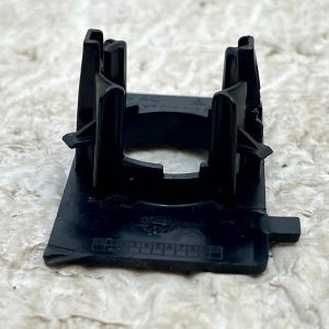 Volkswagen Caddy Mk5 Rear Right Parking Sensor Bracket 20-On 2K7919492A Genuine - Image 11