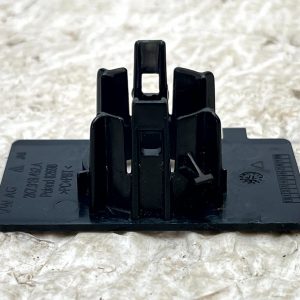 Volkswagen Caddy Mk5 Rear Right Parking Sensor Bracket 20-On 2K7919492A Genuine - Image 8