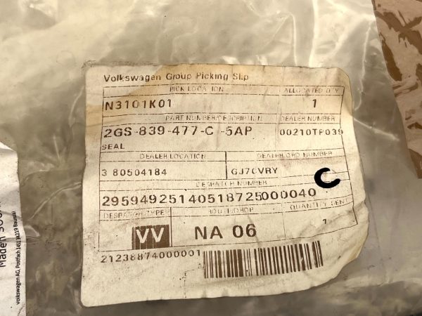 Volkswagen Polo Mk6 Rear Left Door Outer Window Seal 2018 ON 2GS839477C Genuine 14 Volkswagen Polo Mk6 Rear Left Door Outer Window Seal 2018 ON 2GS839477C Genuine 178313558062 15