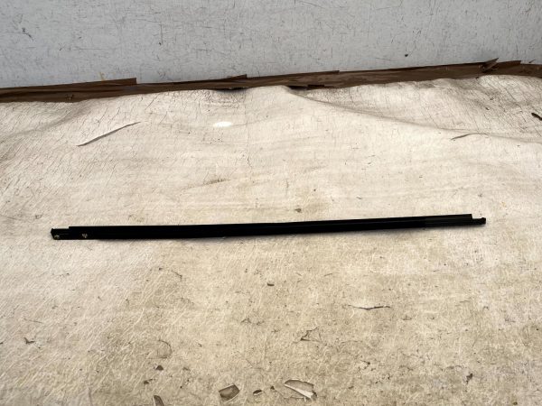 Volkswagen Polo Mk6 Rear Left Door Outer Window Seal 2018 ON 2GS839477C Genuine 6 Volkswagen Polo Mk6 Rear Left Door Outer Window Seal 2018 ON 2GS839477C Genuine 178313558062 7