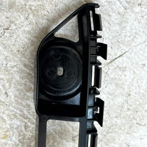 Volkswagen Polo Mk6 Rear Right Bumper Mount Bracket 2018-2022 5239702ND4 Genuine - Image 3