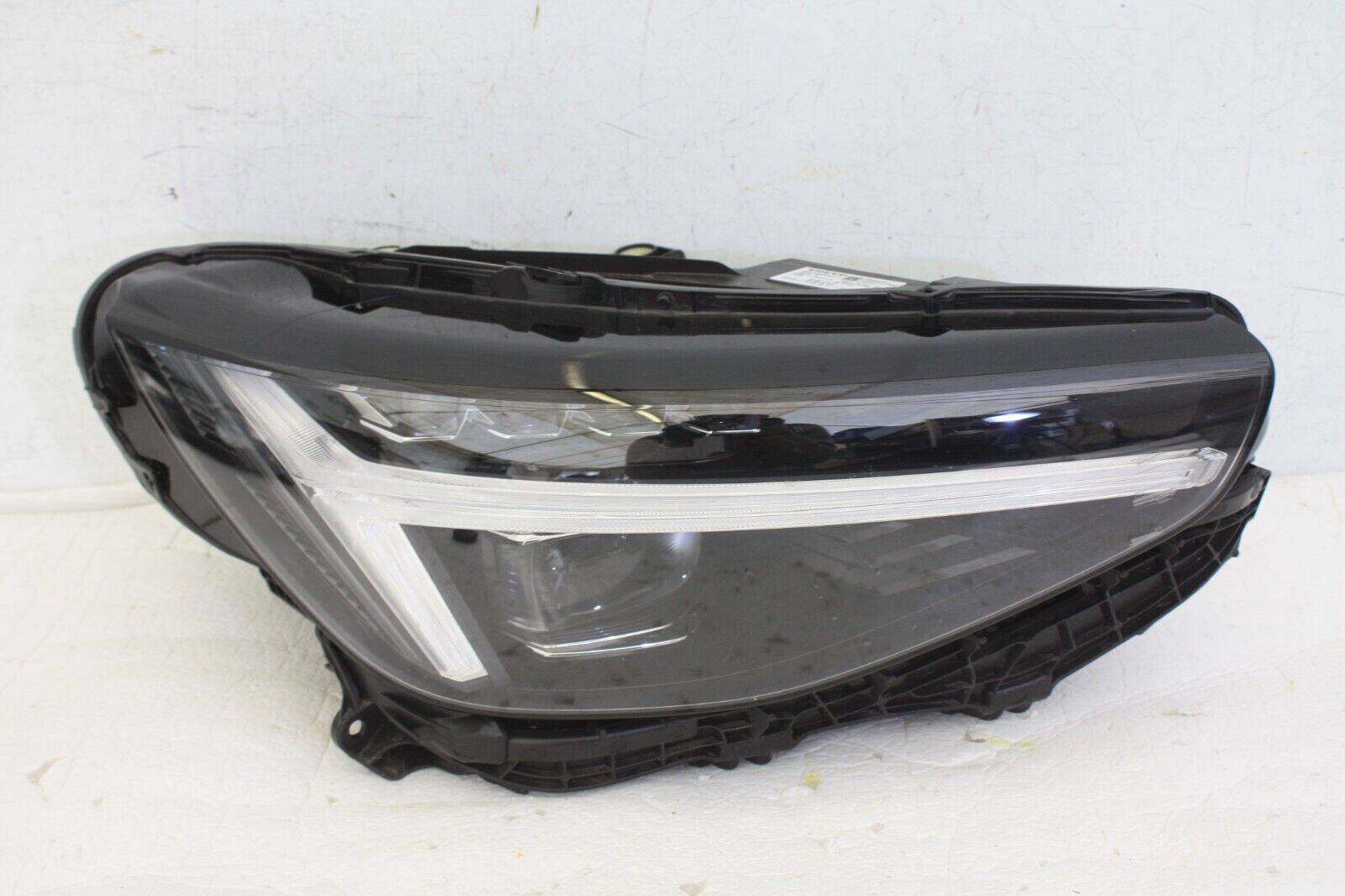 Volvo XC40 Right Side Pixel Technology Headlight 32392327 Genuine GOT SCRATCHES 176421719072