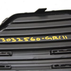 Volvo XC60 Front Bumper Lower Right Grill 2022 ON 32234947 Genuine - Image 10