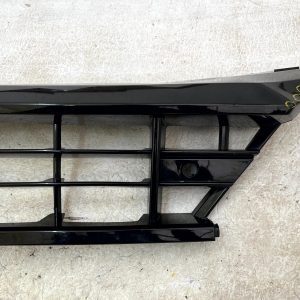 Volvo XC60 R Design Front Bumper Lower Trim Grill 2022 Onward 32234959 Genuine - Image 5
