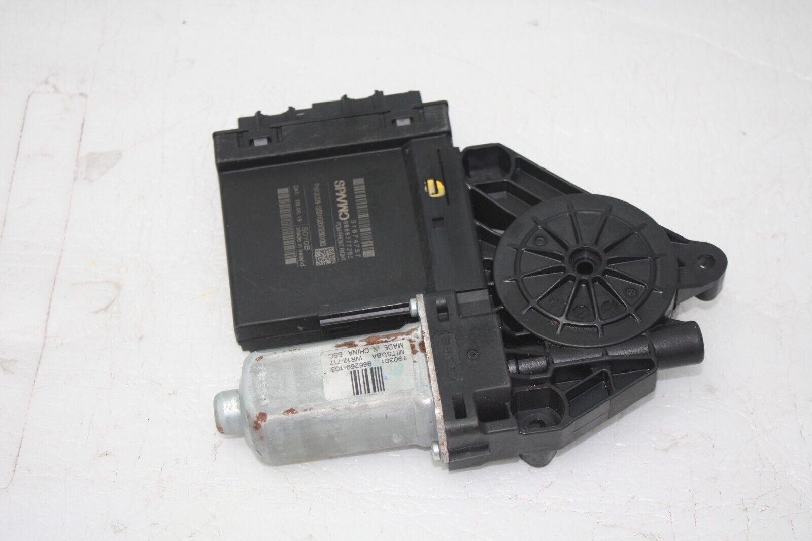 Volvo XC90 Front Right Door Window Control Motor 2019 31674757 Genuine