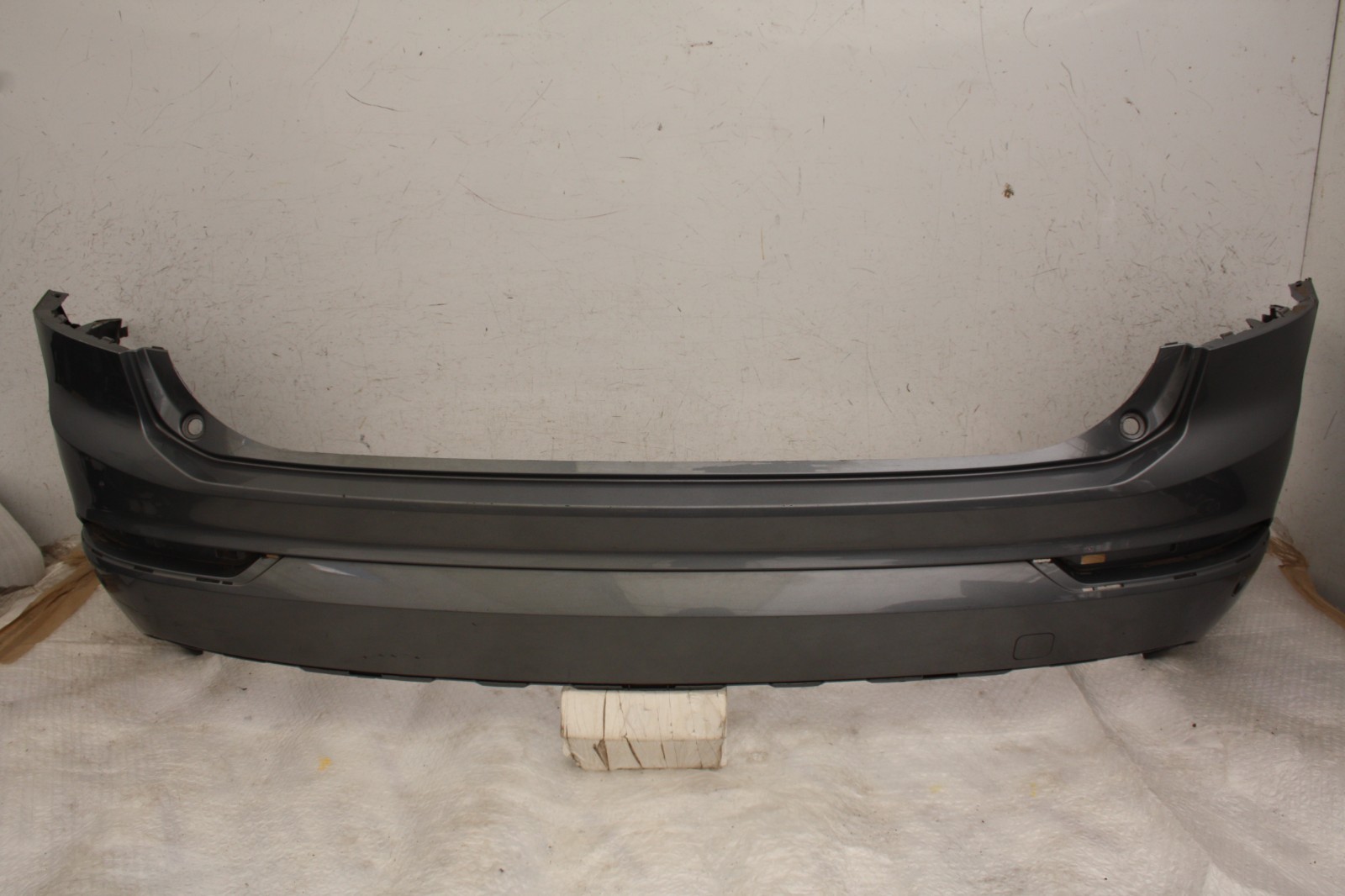 Volvo XC90 Rear Bumper 2015 TO 2025 31353390 Genuine *DAMAGED*