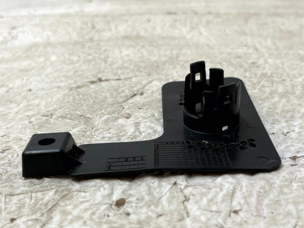 Volvo XC90 Rear Left Side Parking Sensor Mount Bracket 20 TO 24 32345821 Genuine 178550987642 4