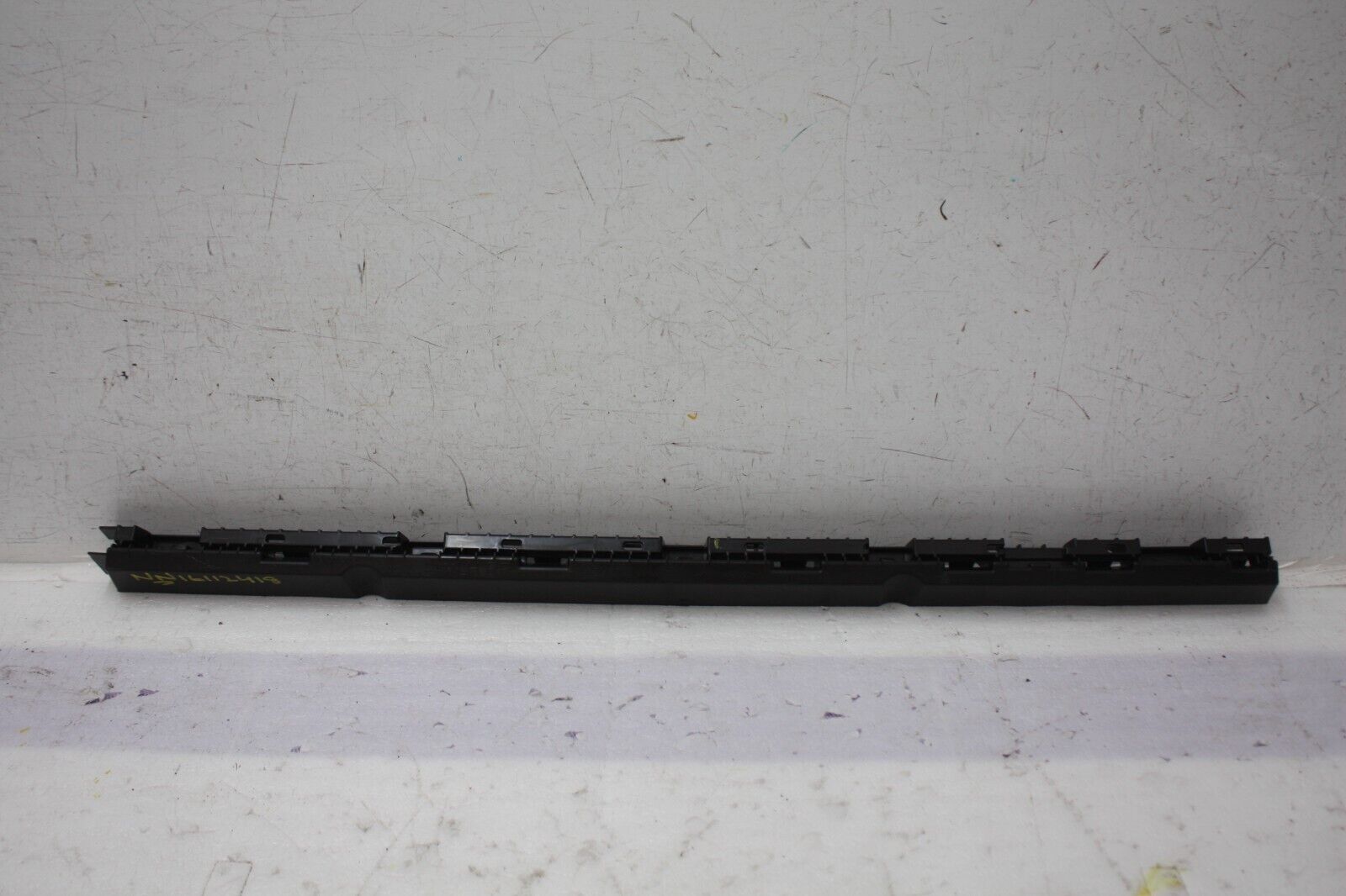 Volvo XC90 Rear Left Side Skirt Bracket 2015 ON 32216525 Genuine