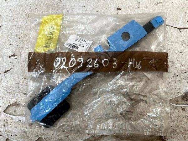 Audi A5 Rear Bumper Carrier Securing Strip 2024 Onward 8B3807900B Genuine 178498905693 10