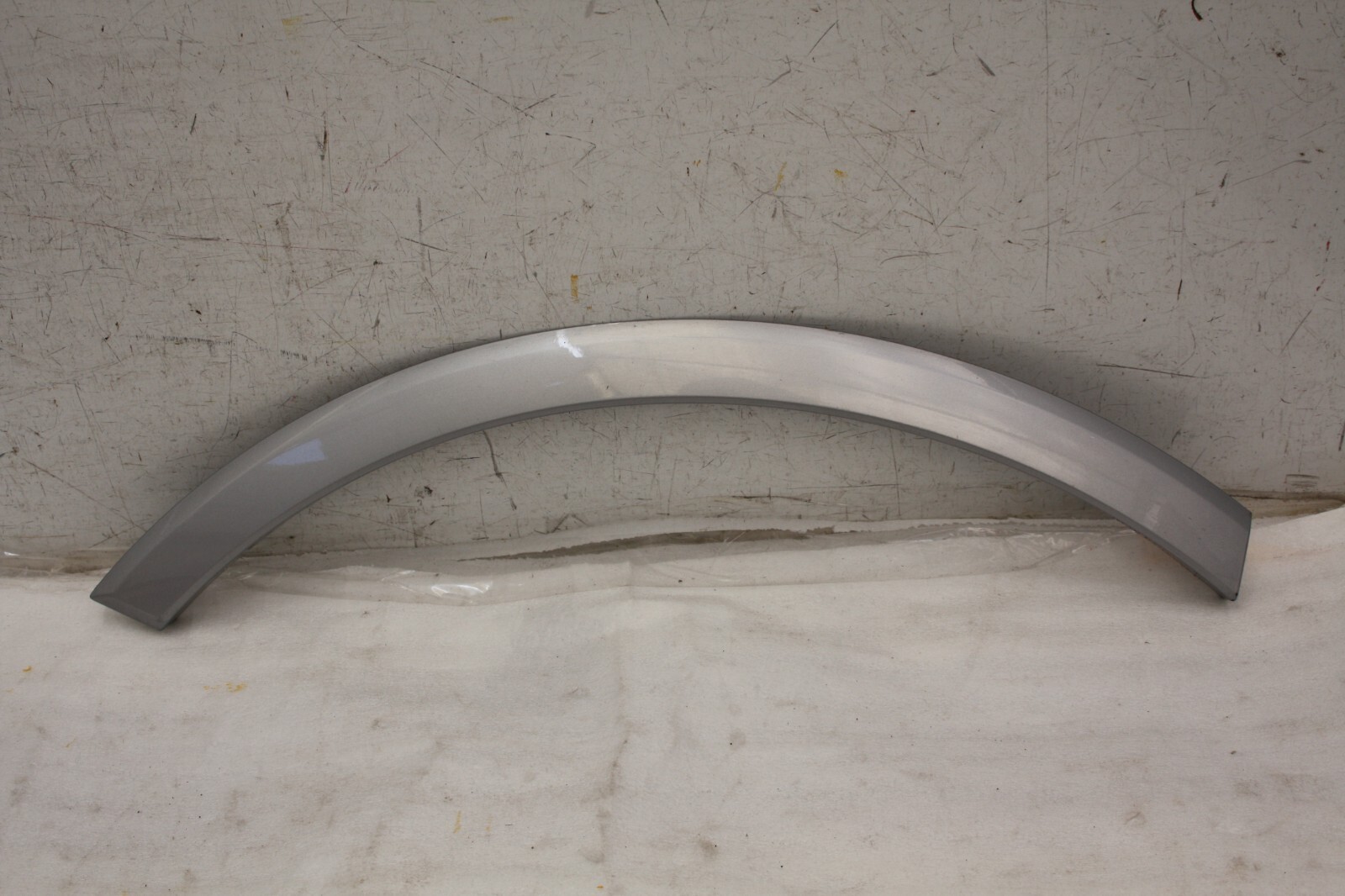 Audi Q7 Rear Right Wheel Arch 2015 TO 2021 4M0853818E Genuine