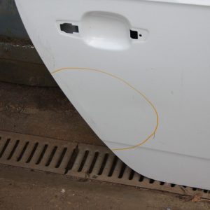 Audi TT Front Right Side Door Genuine *DAMAGED* - Image 8