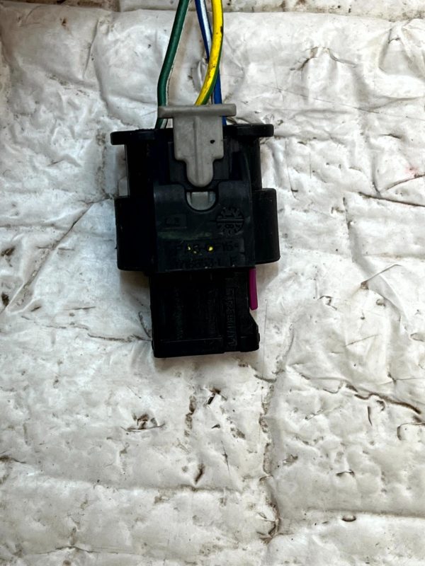 Audi Volkswagen 3 Pin PDC Sensor Wiring Loom Plug Connector 1 1718644 1 Genuine 178499272243 4