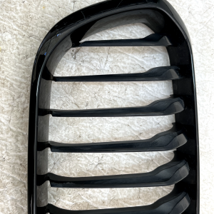 BMW 1 Series F20 F21 LCI Front Bumper Right Grille 2015 TO 2019 7371748 Genuine - Image 3