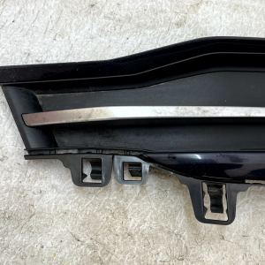 BMW 3 Series F30 F31 LCI Front Bumper Right Fog Light Grille 15-18 51117396886 - Image 3