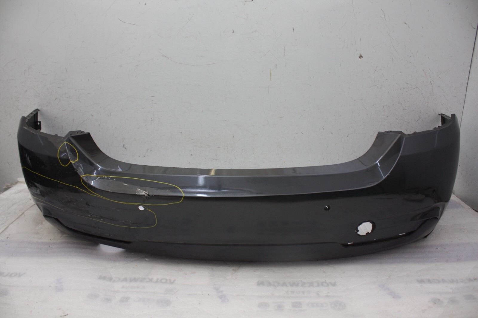 BMW 4 Series F32 F33 F36 M Sport Rear Bumper 2014 TO 2017 51128054566 *DAMAGED*