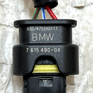 BMW 5 Series G30 G31 PDC Parking Sensor Loom Plug Connector 761549004 Genuine - Image 9