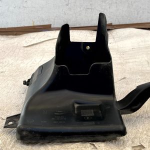 BMW 5-Series GT F07 Front Right Radiator Air Intake Tube 2009-2012 51748051236 - Image 12