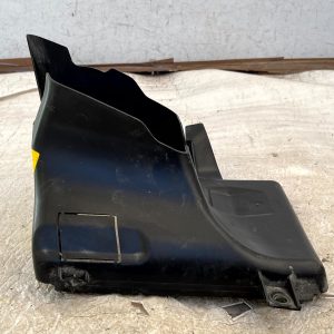BMW 5-Series GT F07 Front Right Radiator Air Intake Tube 2009-2012 51748051236 - Image 9