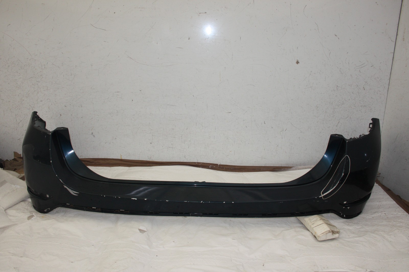 BMW X1 E84 Rear Bumper 2012 TO 2015 51127303801 Genuine *DAMAGED*