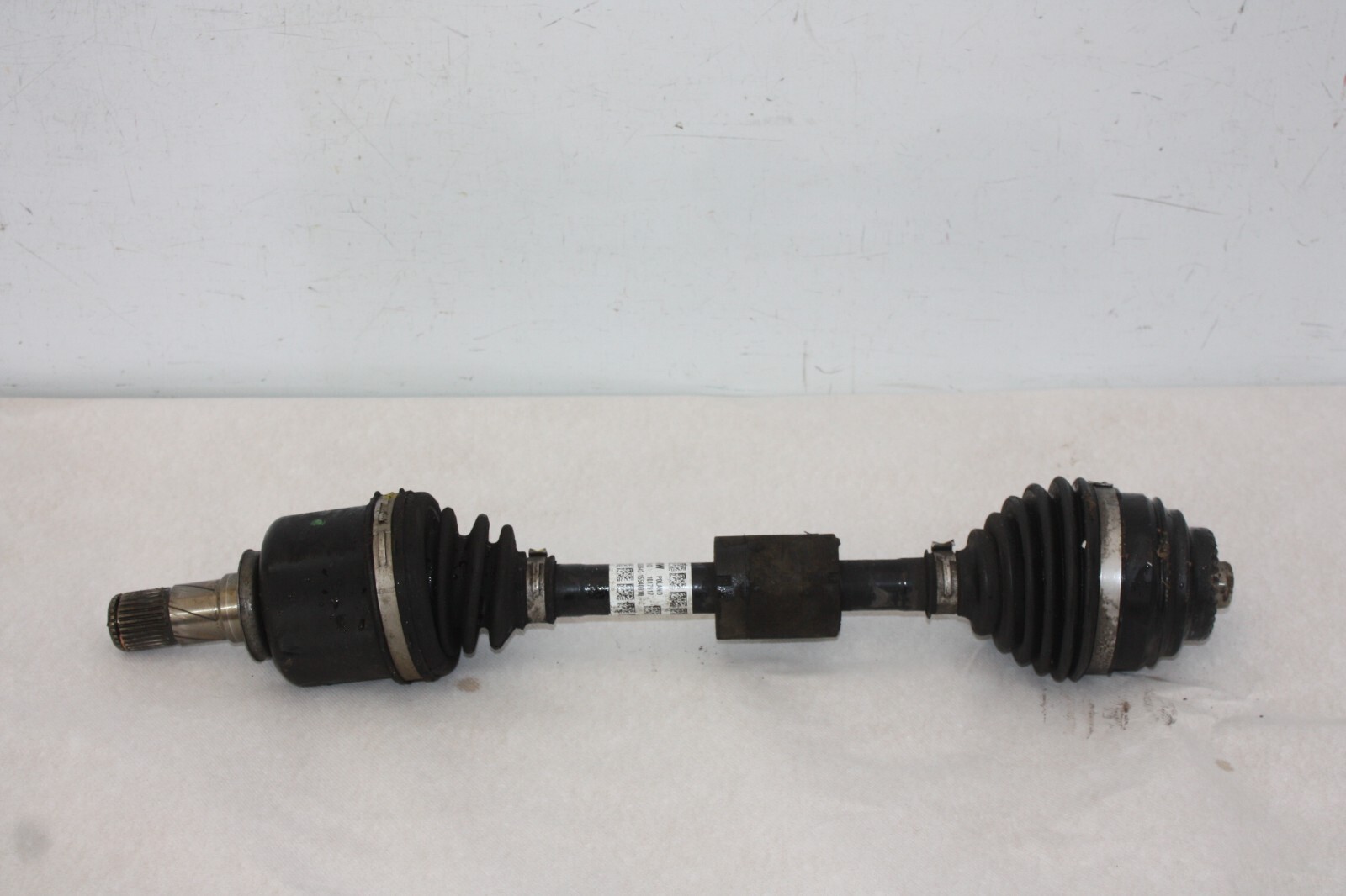 BMW X1 X2 F39 F48 LCI Front Left Driveshaft 8681529