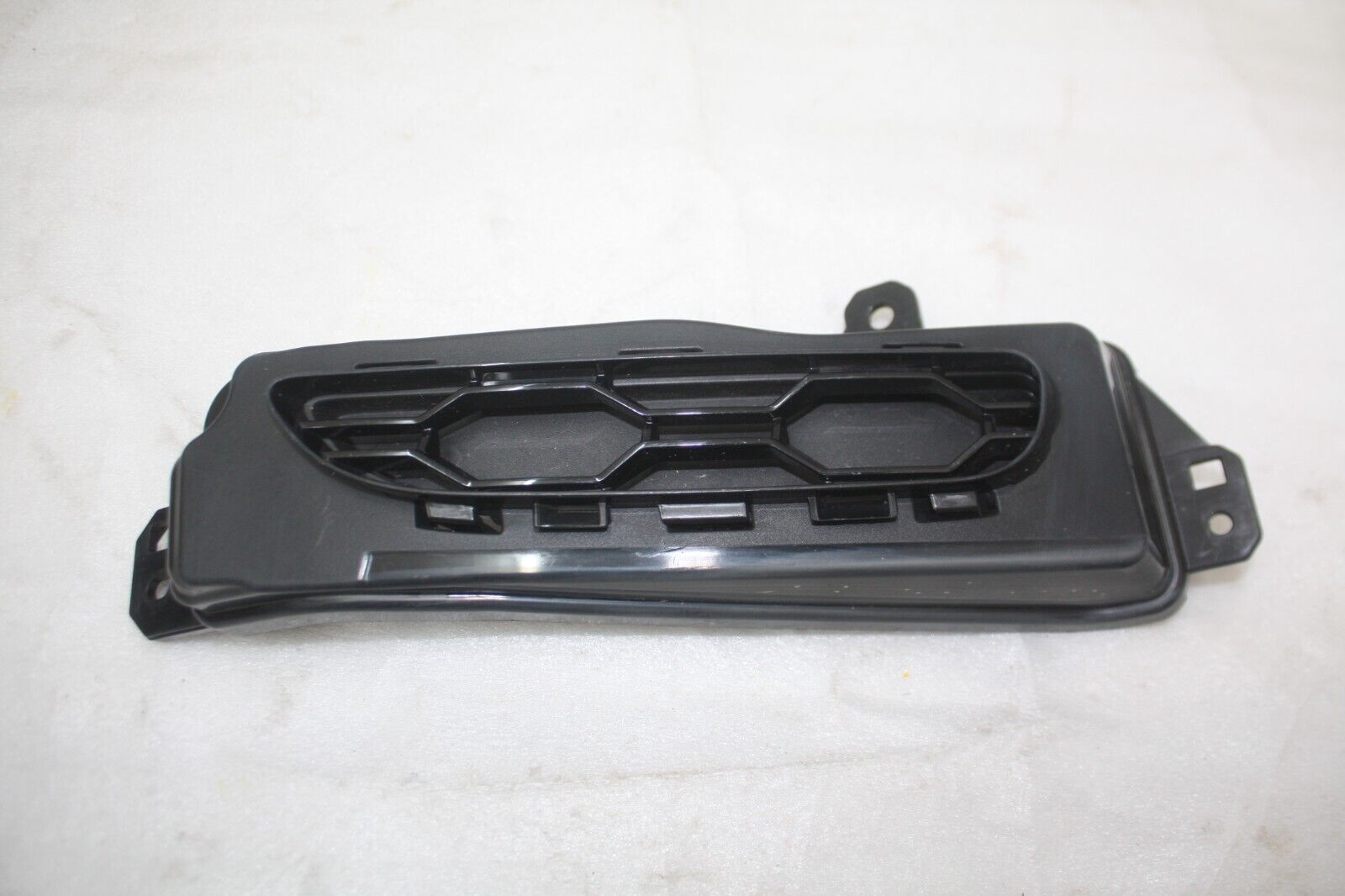 BMW X5 G05 Front Bumper Right Fog Light Cover 51115A08872 Genuine